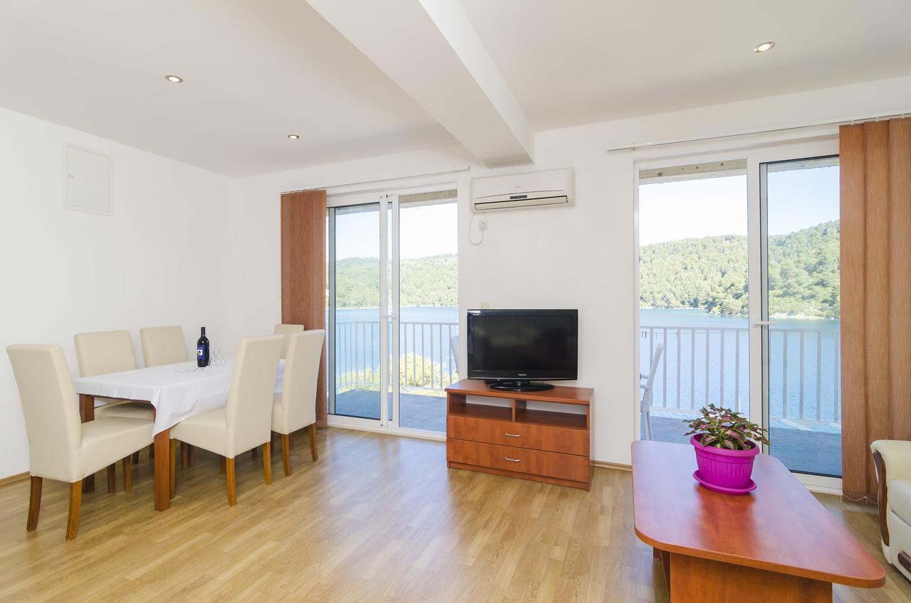 Apartments Angelo Polače Εξωτερικό φωτογραφία