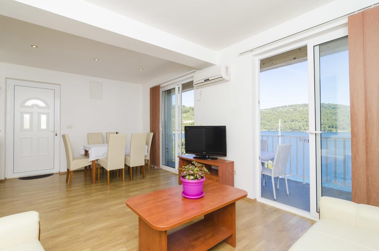 Apartments Angelo Polače Εξωτερικό φωτογραφία