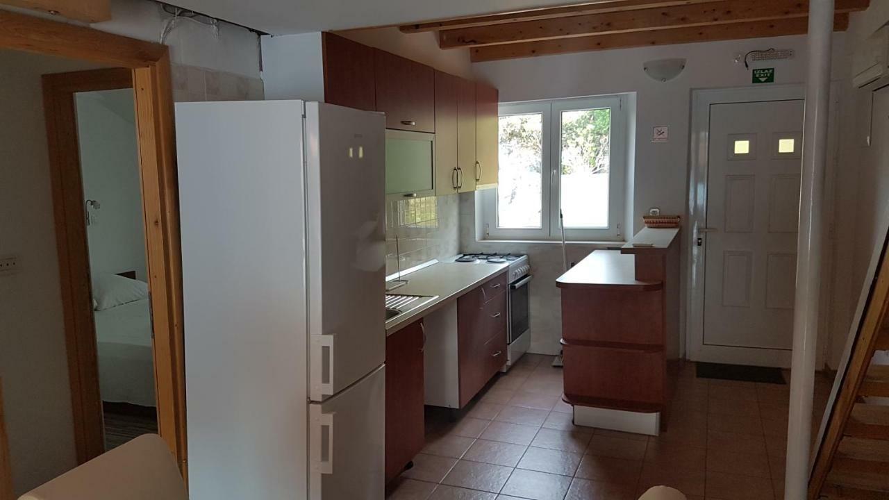 Apartments Angelo Polače Εξωτερικό φωτογραφία